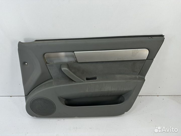 Chevrolet Lacetti седан обшивка правой двери