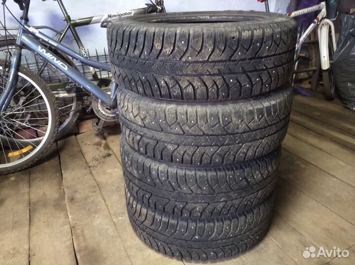 Bridgestone Ice Cruiser 7000S 185/60 R15