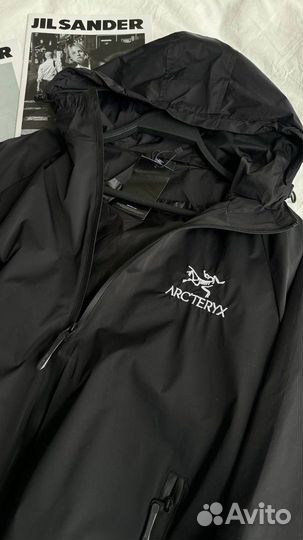 Ветровка Arcteryx