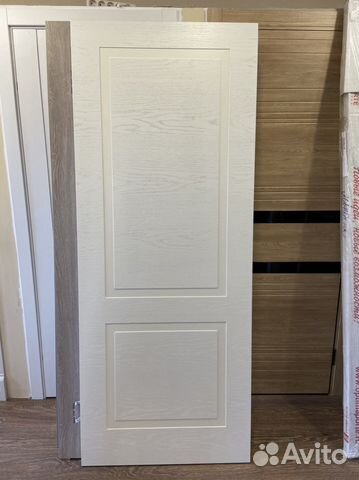 Дверь с выставки натуральный шпон/эмаль на 800