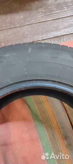 Bridgestone Alenza 001 235/65 R17 108V