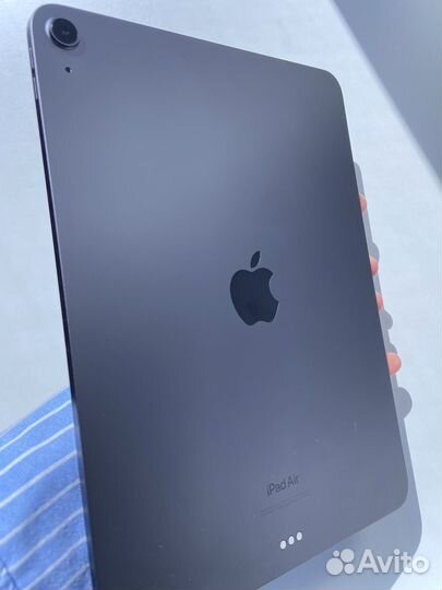 iPad air 5 2022 m1 64 wi fi