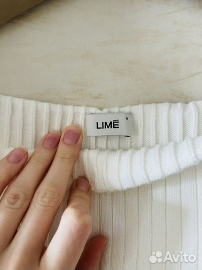 Трикотажный белый топ Lime м