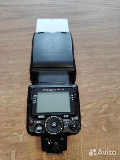 Вспышка Nikon Speedlight SB-700 полный комплект