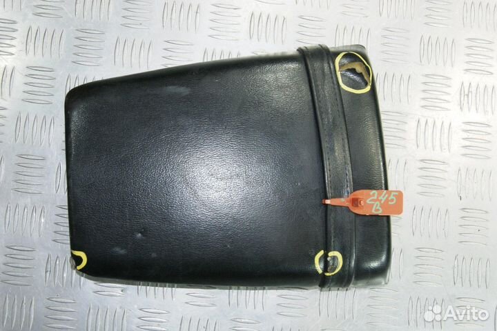 Сидение заднее Suzuki GSX-R400R