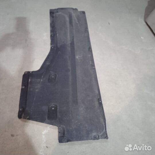 Защита днища левая Bmw 7' G11 B57D30A 3 2017