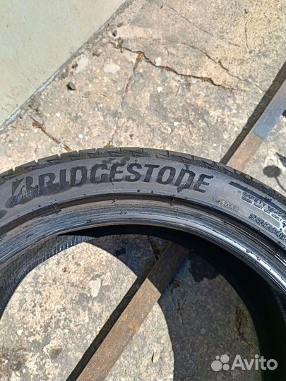 Bridgestone Turanza T005 235/45 R18