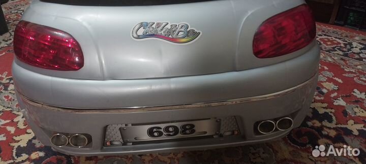 Детская машинка на аккумуляторе с пультом Детская