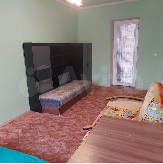 Комната 18 м² в 4-к., 6/10 эт.