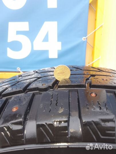 Dunlop SP Winter Ice 01 235/65 R17