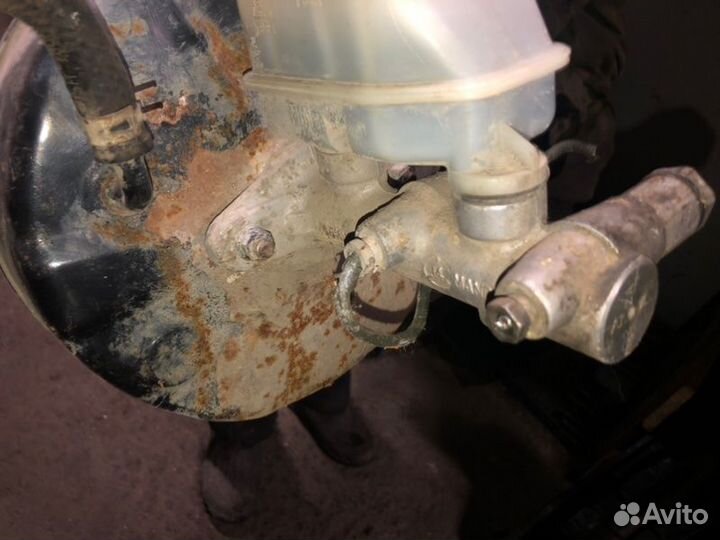 Главный тормозной цилиндр Hyundai Accent