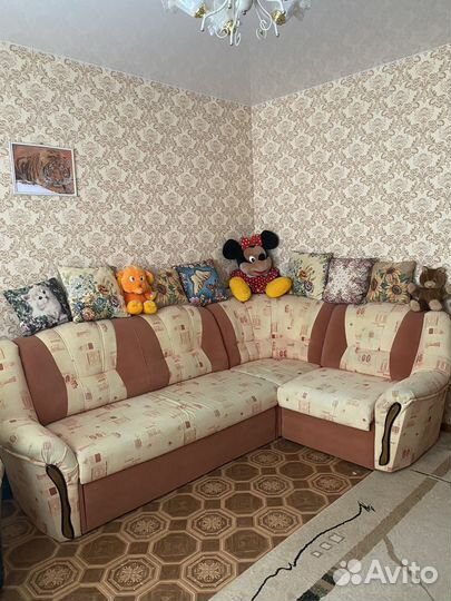 Угловой диван бу