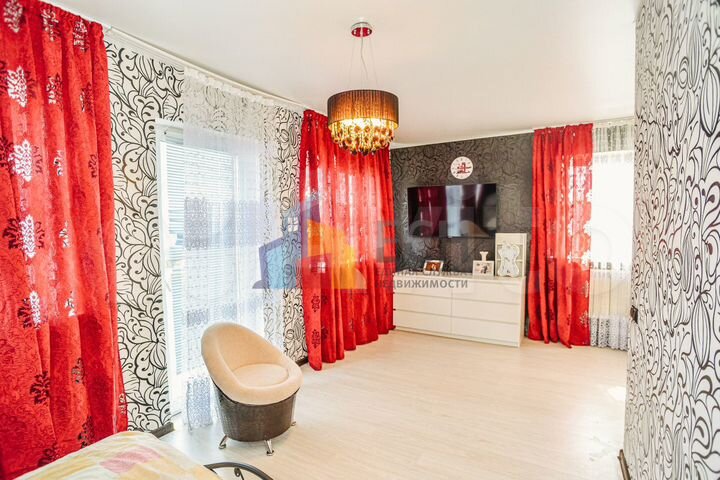 Коттедж 181,4 м² на участке 6,1 сот.