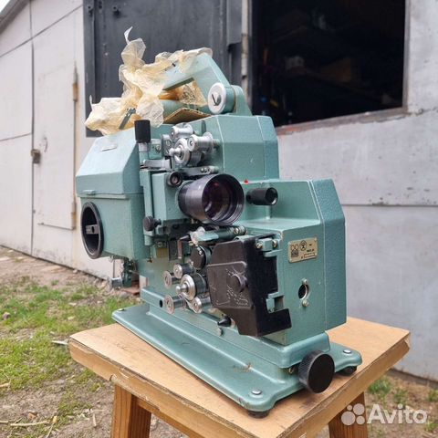 Кинопроектор Украина 7