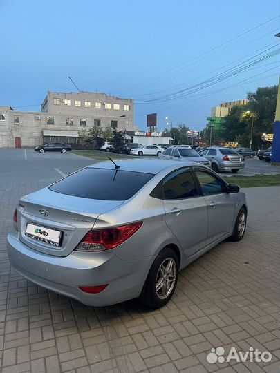 Hyundai Solaris 1.4 AT, 2011, 141 000 км