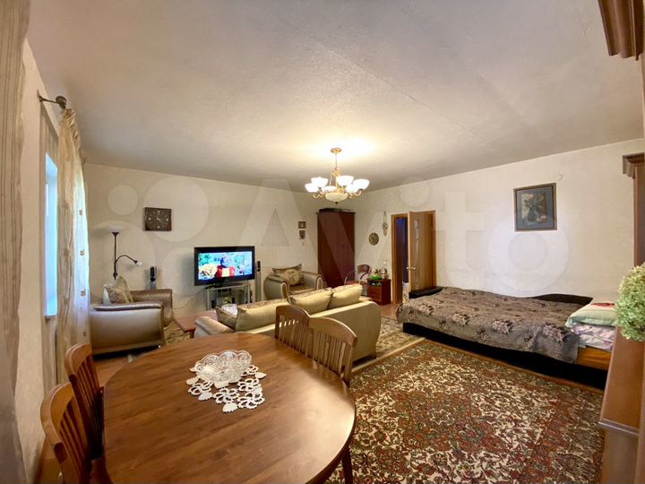 Дом 76 м² на участке 8 сот.