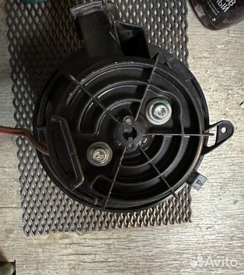 Моторчик печки W204 A2128200708