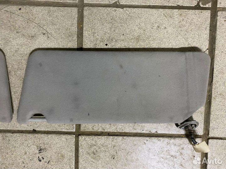 Солнцезащитный козырек левый toyota camry 30