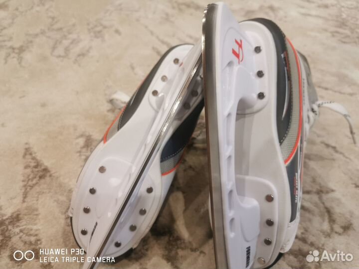 Коньки хоккейные 41 размер