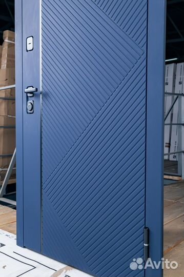 Дверь входная victoria