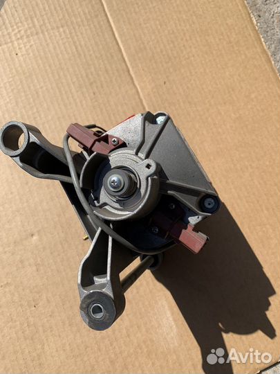 Двигататель стиральной машины