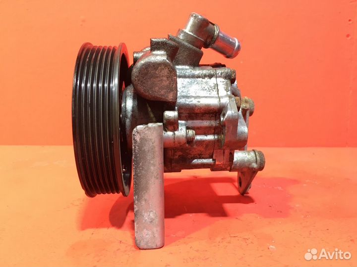 Насос гура для BMW X3 E83 M54B25, 256S5 (Б/У)