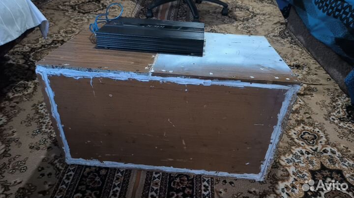 Сабвуфер в машину