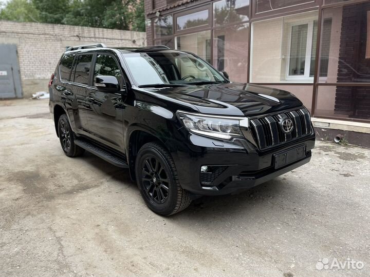 Toyota Land Cruiser Prado 2.8 AT, 2021, 28 000 км