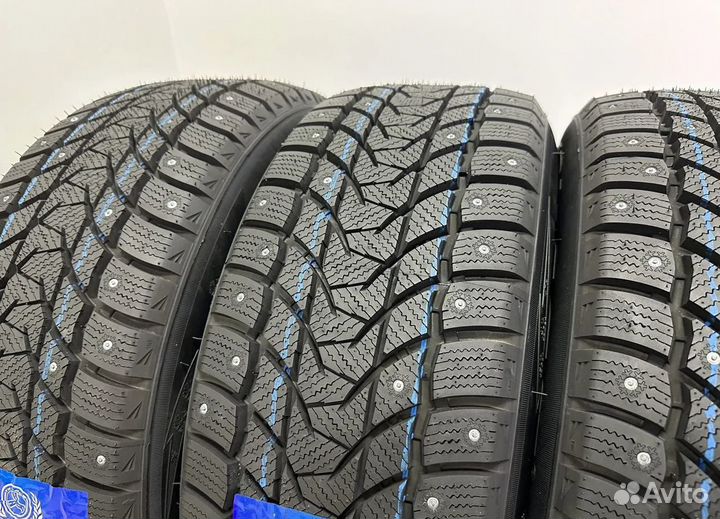 Tri Ace Snow White II 215/60 R16 50T