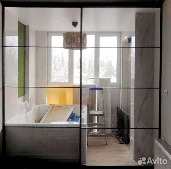 Раздвижная перегородка с матовым стеклом