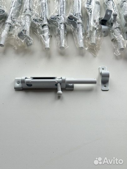 Замок щеколда