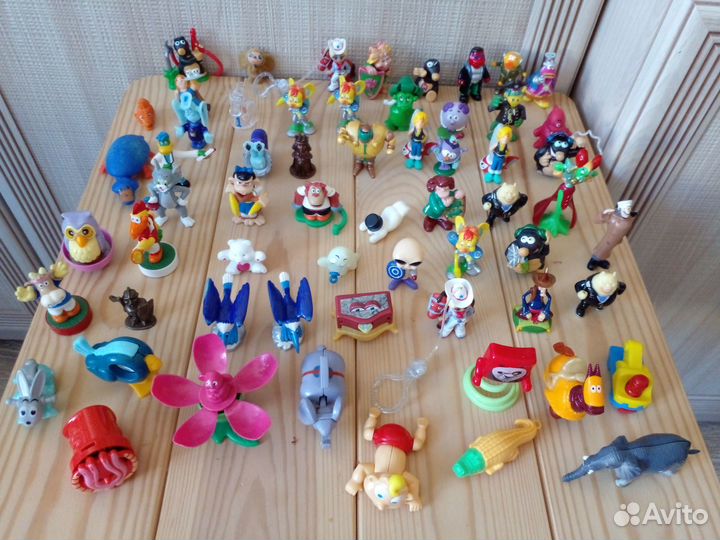 Игрушки из киндеров