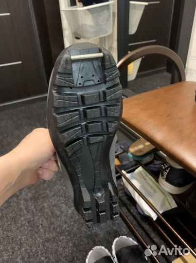 Лыжные ботинки