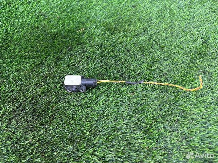 Датчик удара передний Bmw X5 E70 N52B30 2007