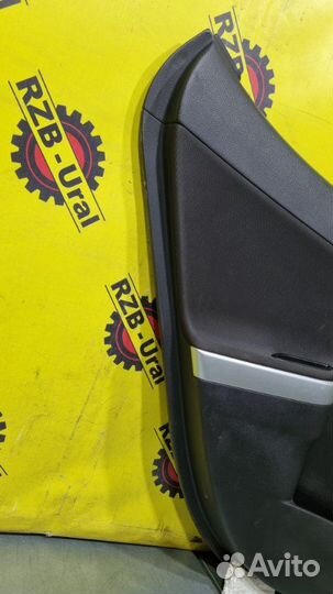 Обшивка двери задняя левая Kia Ceed Jd хэтчбек 1.4