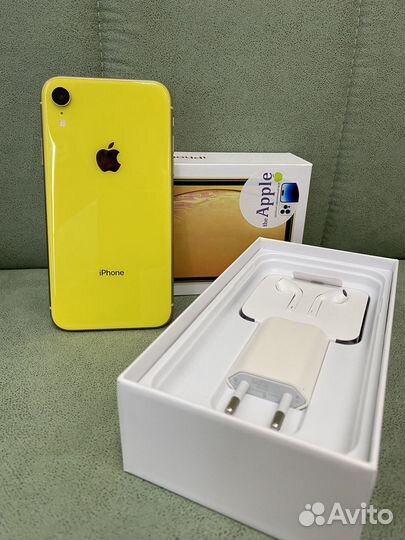 iPhone XR yellow 64 б/у