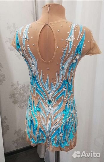 Костюм для художественной гимнастики 