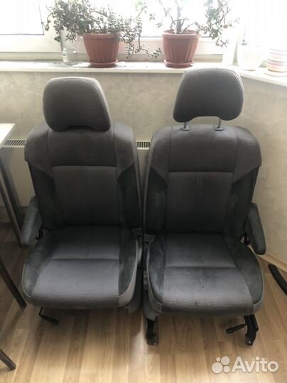 Сидения Subaru forester sg cross sports