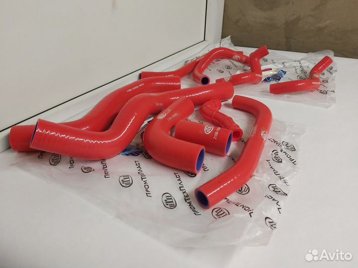 Силиконовые патрубки птп Ваз 2114 2109 Приора