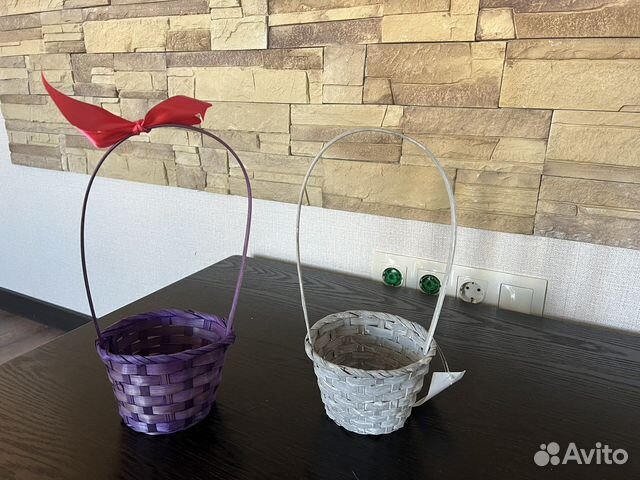 Корзинки для цветов и подарков