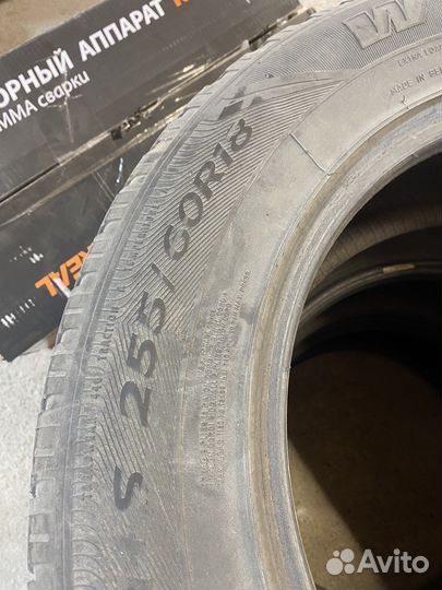 Goodyear Wrangler HP 255/60 R18 28