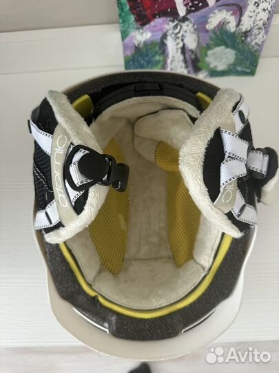 Горнолыжный шлем