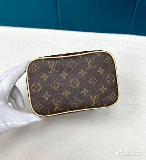 Lois vuitton