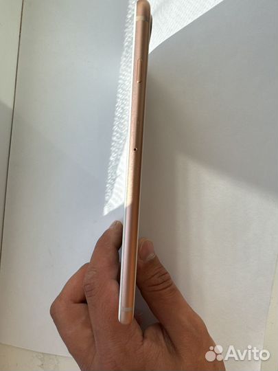 iPhone 8 Plus, 64 ГБ