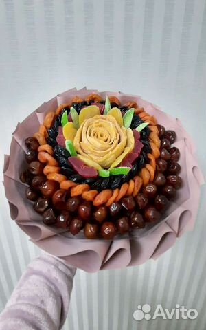 Букет из сухофруктов