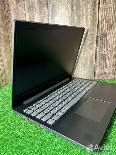 Современный Lenovo IdeaPad для учебы/работы