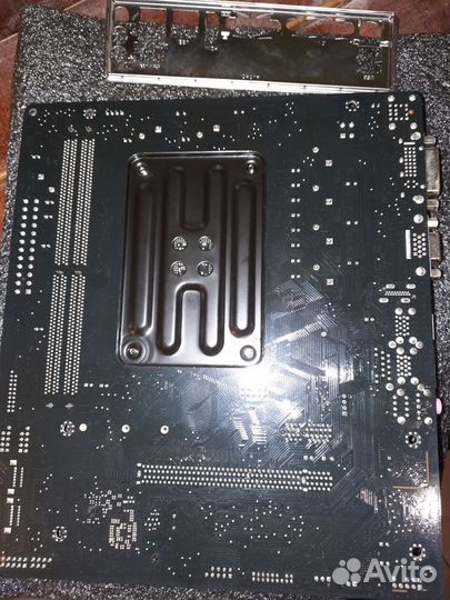 Материнская плата am4 AsRock b450m hdv r4.0