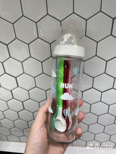 Бутылочка для кормления NUK и ложечки для прикорма