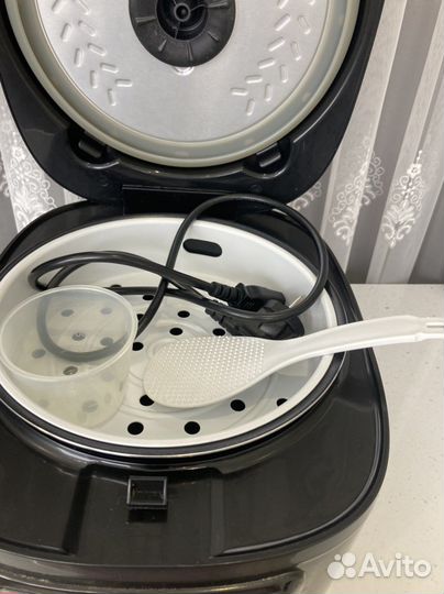 Мультиварка Vitek 4200 R