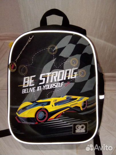 Продам школьный рюкзак